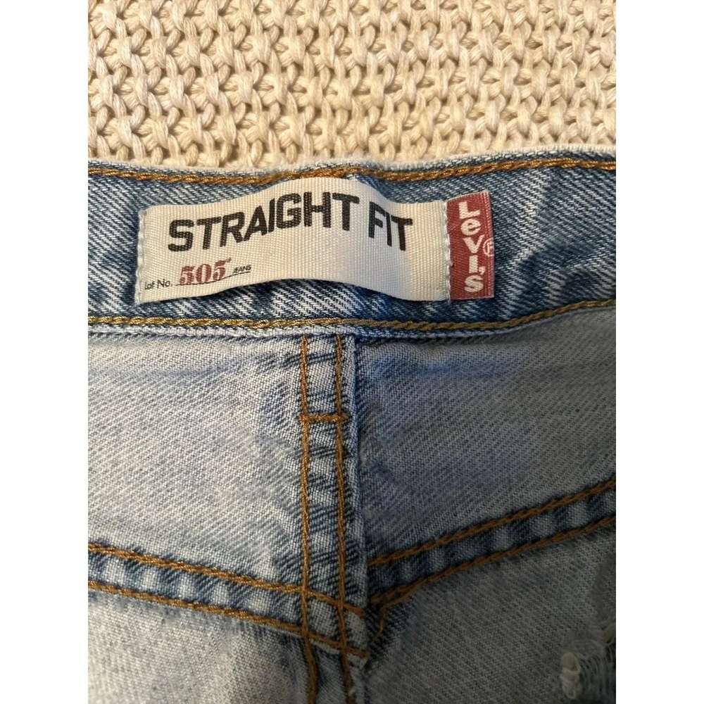 Levi's 505 Jeans Mens W36 L32 Light Wash Denim Straight Leg Distressed Worn #110